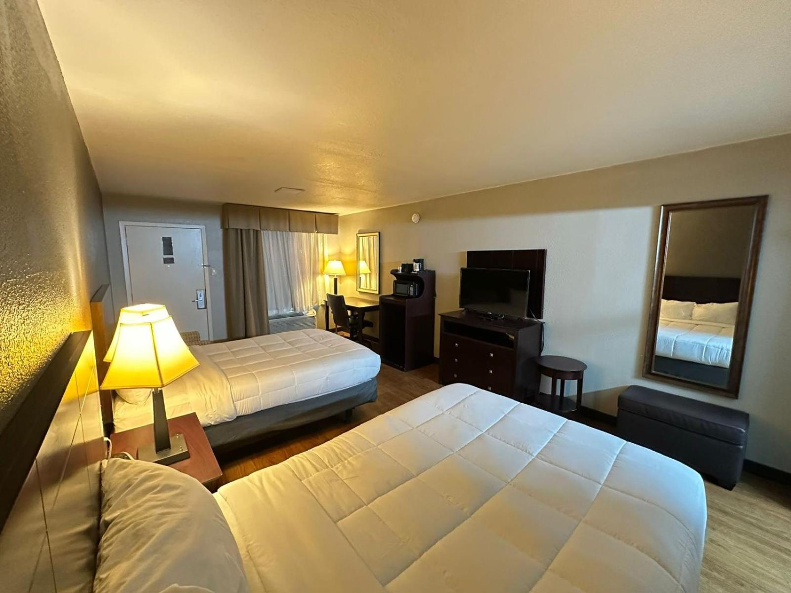 Loyalty Inn Gainesville Bagian luar foto